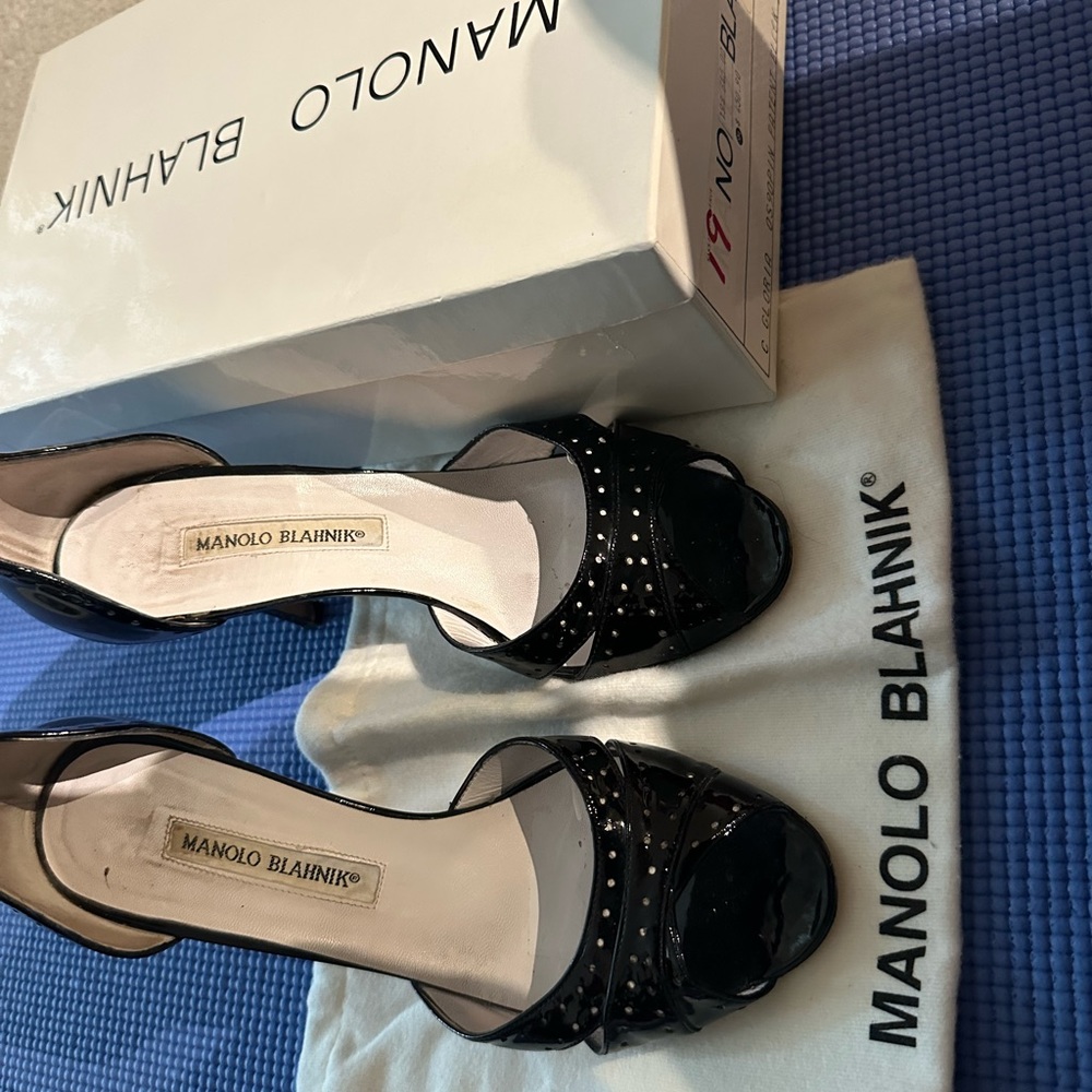 Manolo Blahnik Black Patent Leather Pumps